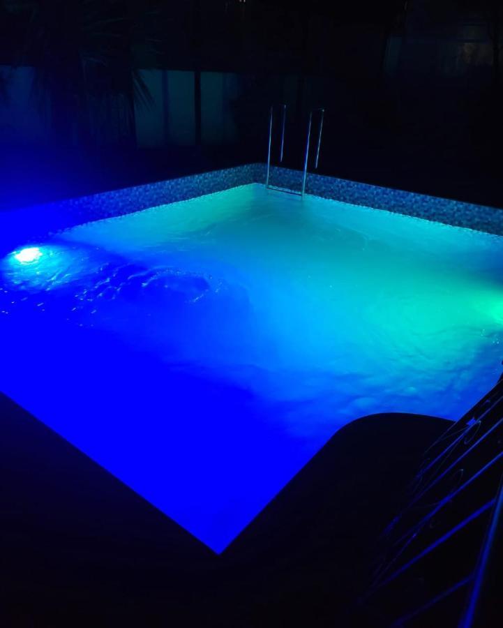The Perfect Stays- Lal Mahal Villa With Disco Pool Lonavala Exterior photo